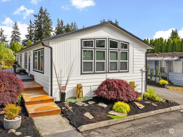 4111 164th Street SW #21, Lynnwood, WA 98087