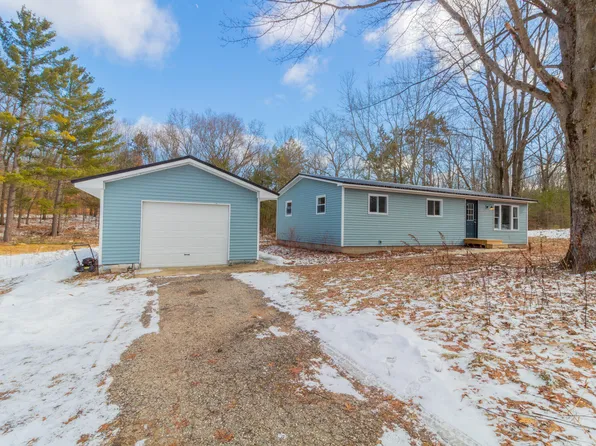 9848 90th Ave, Mecosta, MI 49332