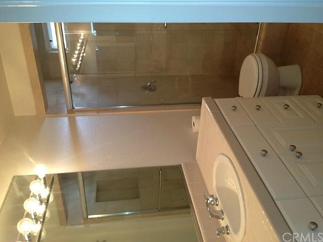 2nd image of 518 Larkspur Ave