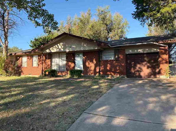 1608 NW 46th St, Lawton, OK 73505