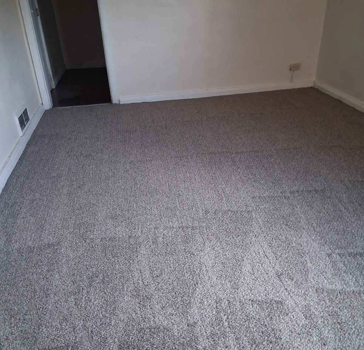 2 bed, 942 sqft, $1,127 — Photo 3
