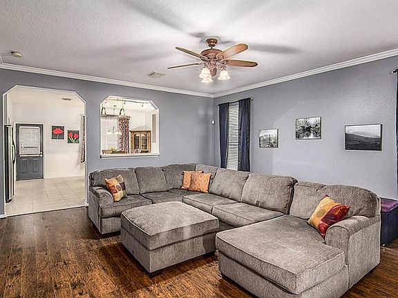 3rd image of 3111 Centennial Village Dr