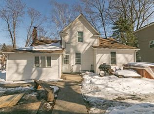 1685 Edgerton St N, Maplewood, MN 55117