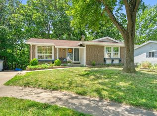 627 Turfwood Dr, Ballwin, MO