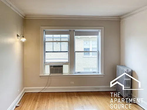 1606 W Sunnyside Ave Photo 1