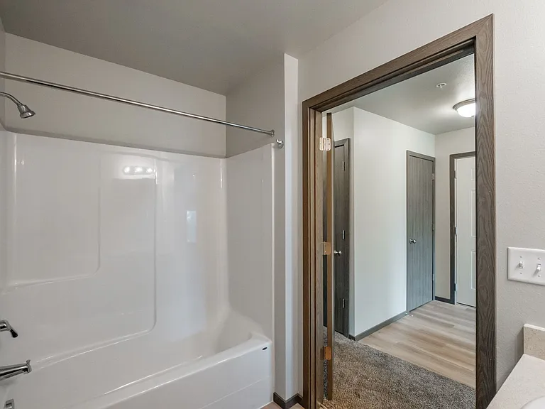 Jefferson Terrace Apartments — Photo 18