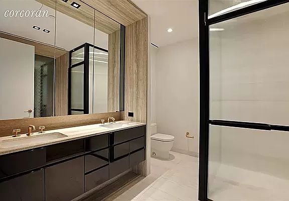 5th image of 505 W 19th St APT 6B