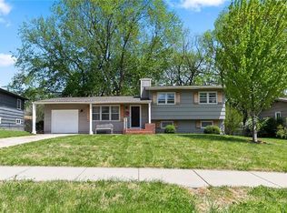 7405 Ballentine St, Shawnee, KS 66203