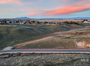 8134 Quail Hollow Dr, Middleton, ID 83644