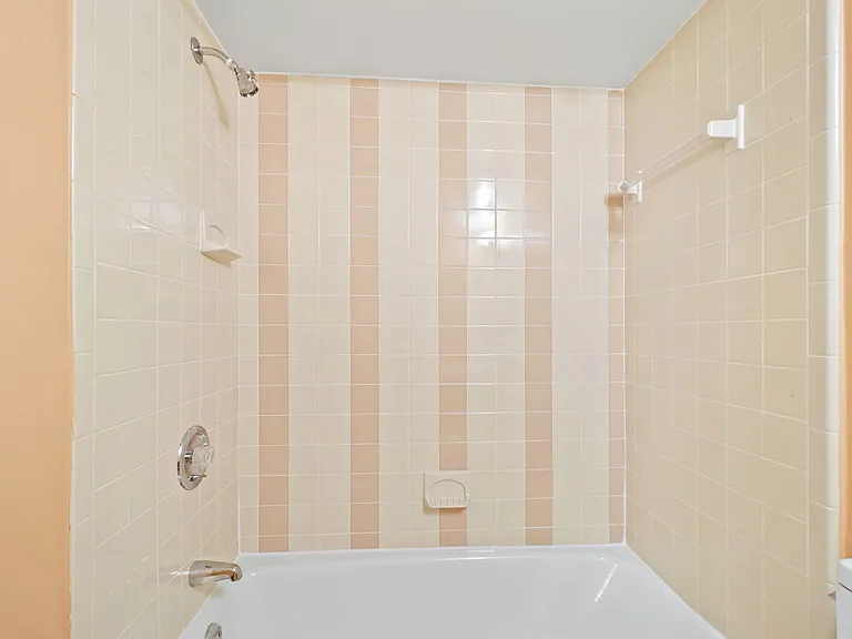 9039 Sligo Creek Pkwy #512 — Photo 23