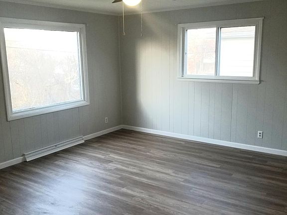 5th image of 138 E Newell Ave