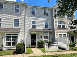 8641 Neuse Club Ln APT 103, Raleigh, NC 27616