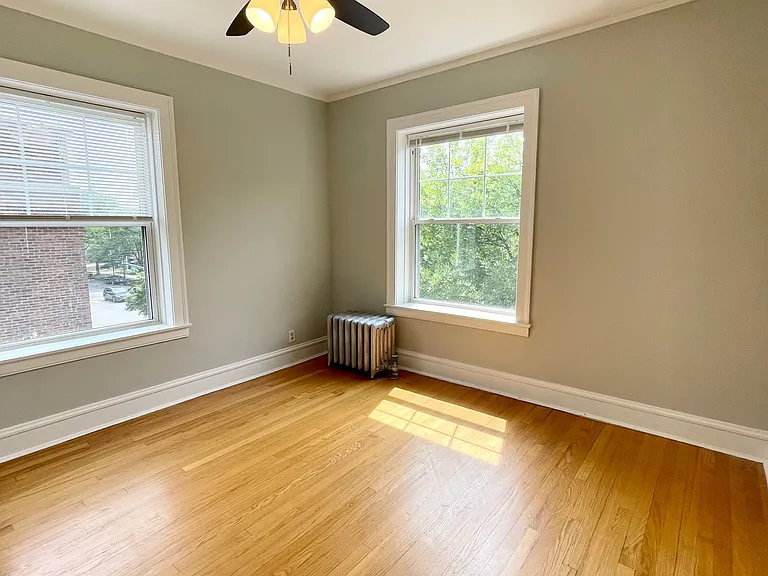 7013 N Ridge Blvd #3 — Photo 8