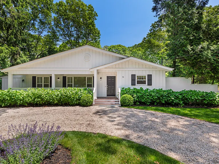 96 Wainscott Northwest Rd — Photo 1