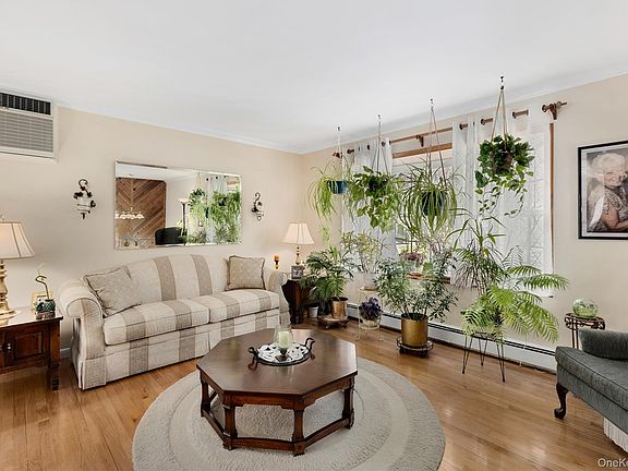 4th image of 37 Tanager Road