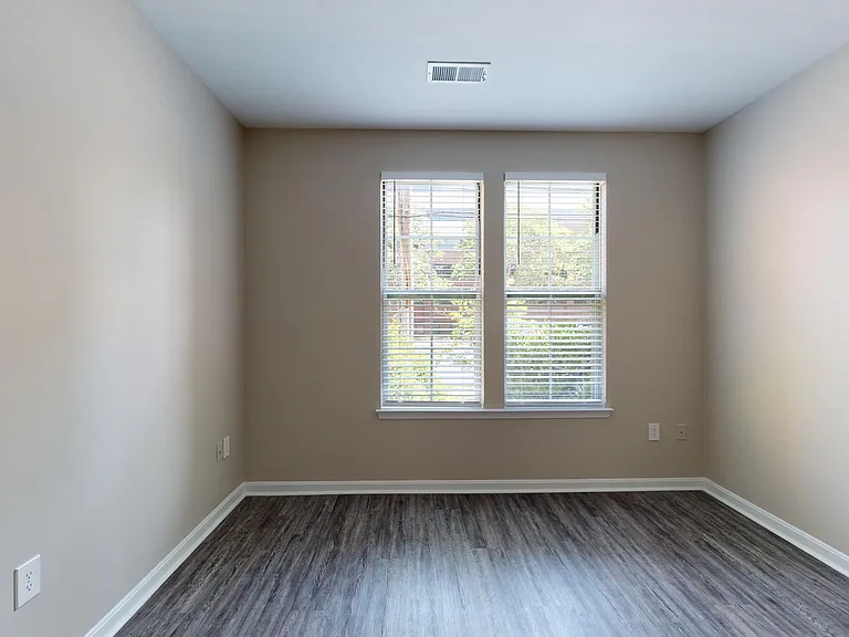 The Quarters at Towson Town Center — Photo 146