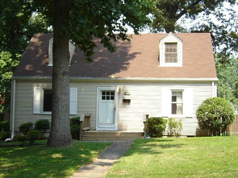 1st image of 7304 Poplar Ct