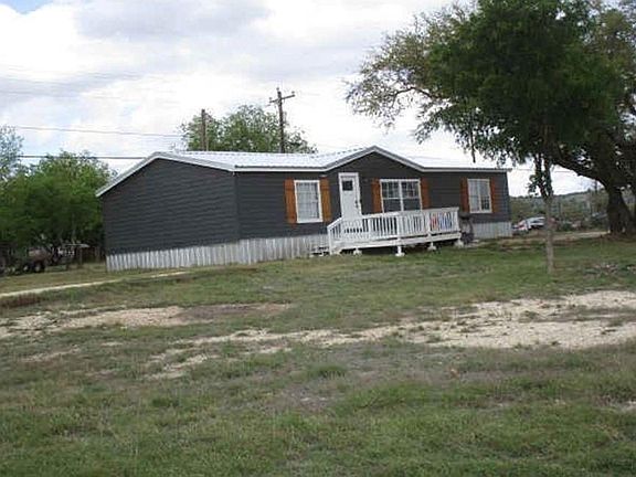 2nd image of 105 Oak Ridge Dr