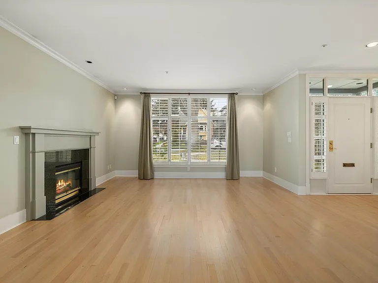 3998 W 32nd Ave — Photo 5