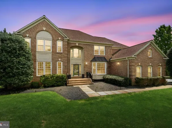 1405 Woodhurst Blvd, Mc Lean, VA 22102