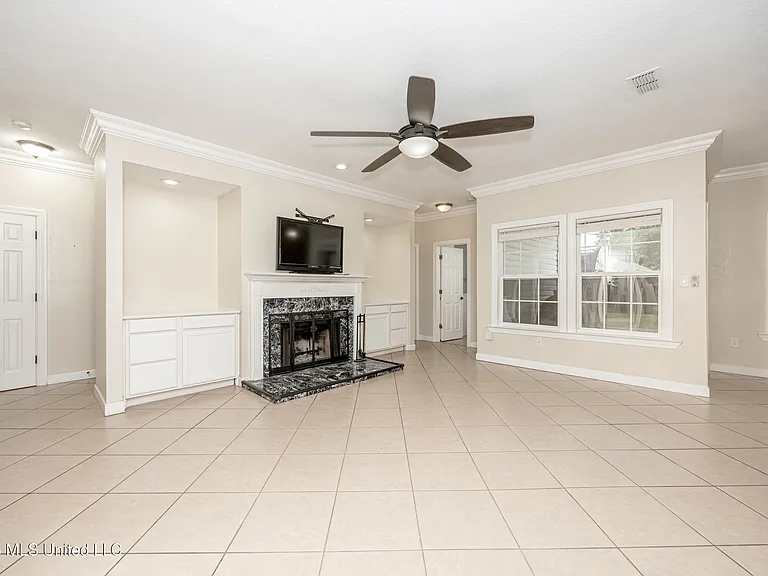15208 Lisa Dr — Photo 13