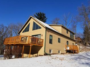 57 Redhawk Trl, Baraboo, WI 53913
