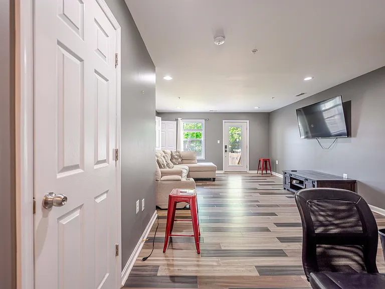 5123 D St SE — Photo 43