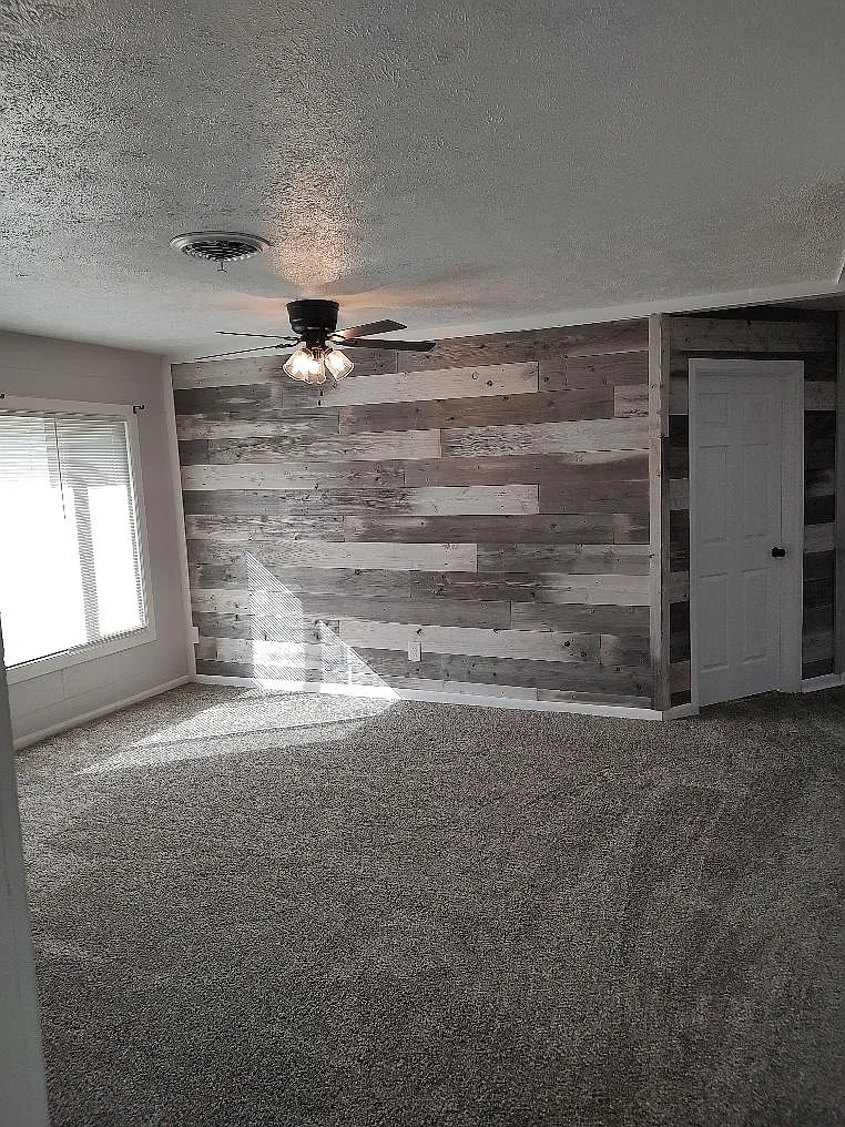 4 bed, 1296 sqft, $1,000 — Photo 3
