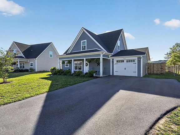 4th image of 150 Marilee Way