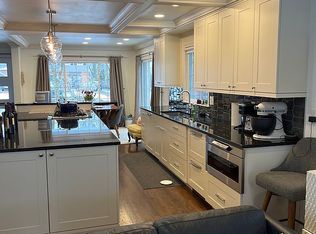 4125 Seminole Dr, Royal Oak, MI