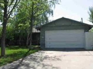 4932 Sky Pkwy, Sacramento, CA 95823