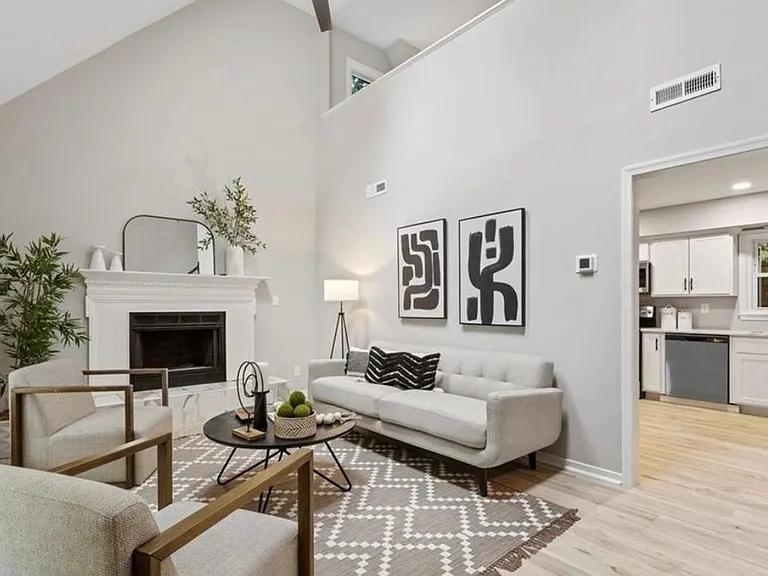 9725 Country Way Rd — Photo 3