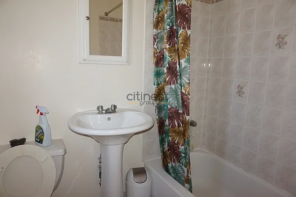 Rented by Citi Nest Group LLC | media 39