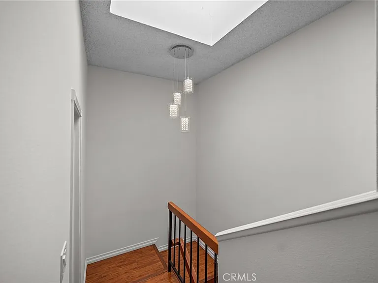 7100 Balboa Blvd #803 — Photo 39