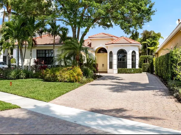 6700 Fox Hollow Dr, West Palm Beach, FL 33412