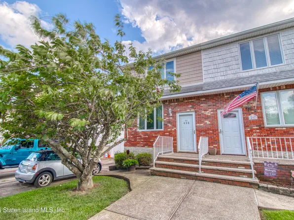 498 Dongan Hills Ave, Staten Island, NY 10305