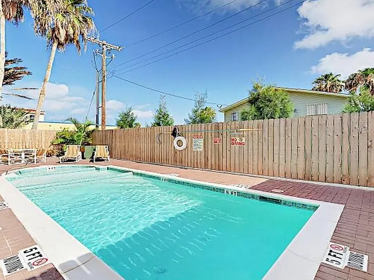 110 E Amberjack St #1 — Photo 9