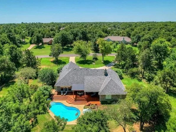 (undisclosed Address), Edmond, OK 73025