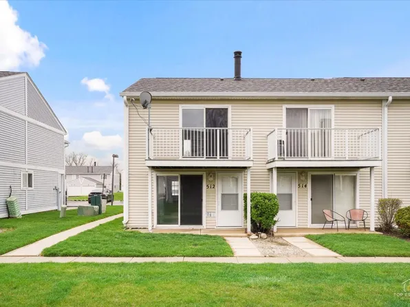 512 Meadow Green Ln, Round Lake Beach, IL 60073