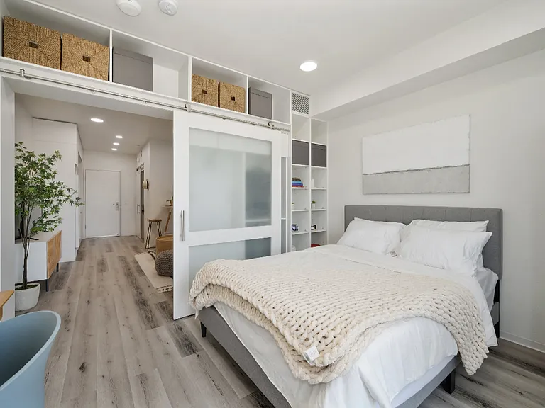 4 WEEKS FREE ON A 13 MONTH LEASE — Photo 6