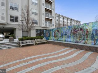 8045 Newell St APT 309, Silver Spring, MD 20910