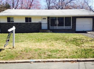 9 Clifton Ter, Englewood Cliffs, NJ 07632