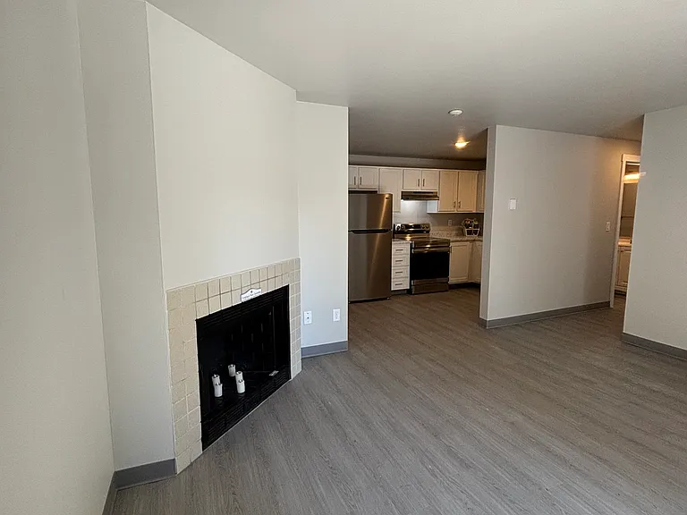 Chambers Crest Apartments — Photo 68