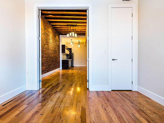 5th image of 156 Knickerbocker Ave #3A
