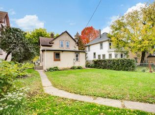 383 Cook Ave E, Saint Paul, MN 55130