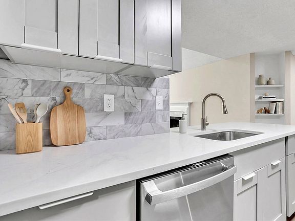 3rd image of 1500 Ridge Brook Trl #2402
