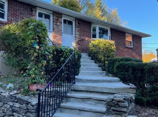 7 Reder Rd #A, Northfield, CT 06778