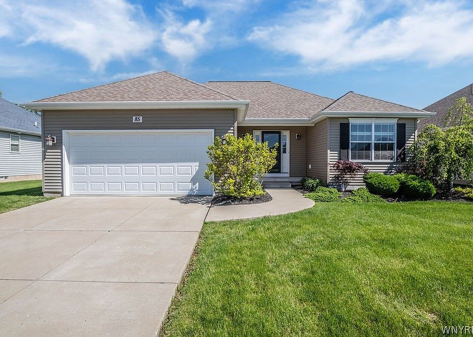 1st image of 85 Cottagewood Ln