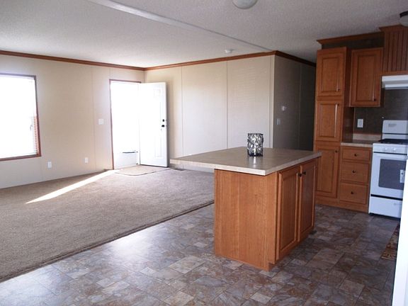 2nd image of 73 W Zimmer Dr #Manufactur