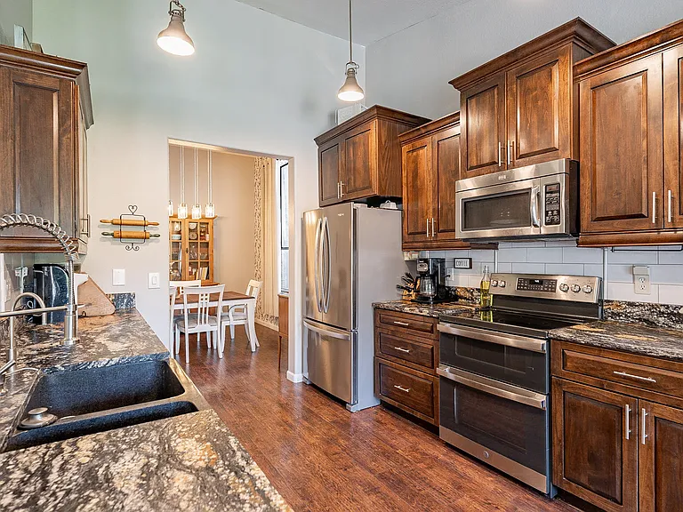 3877 E Washington Ct — Photo 17